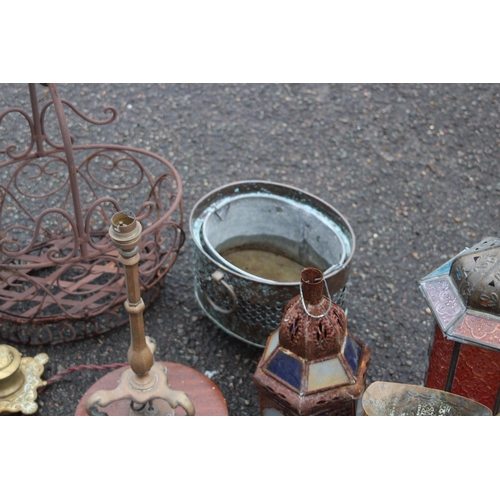 471 - QUANTITY OF METALWARE