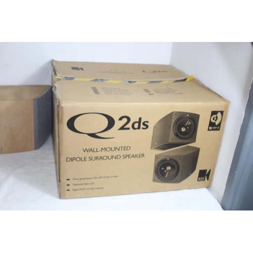 549 - PAIR OF BOXED Q2DS SPEAKERS