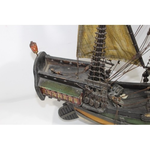 460 - LARGE VINTAGE MODEL OF A WOOD AND CANVAS GALLEON
70 X 75CM