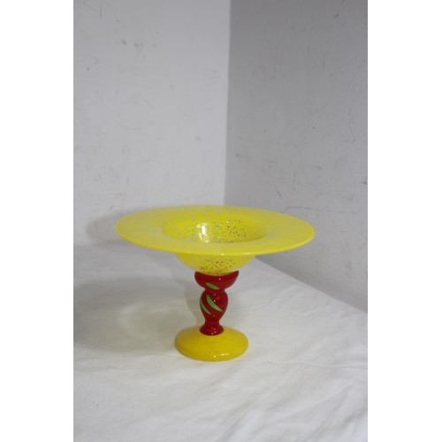 629 - VINTAGE SCANDINAVIAN ART GLASS BOWL
13 X 20CM