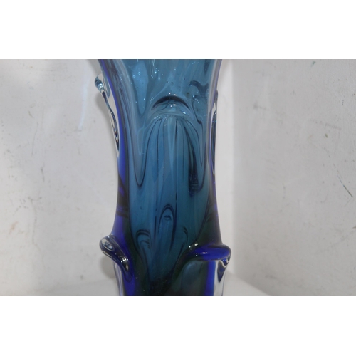 636 - FOUR BLUE ART GLASS PIECES 
32CM