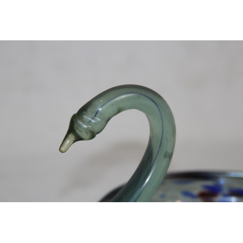 639 - QUANTITY OF ART GLASS ANIMALS 
29CM