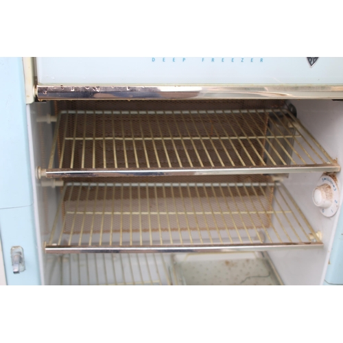 75 - 1950s PRESTCOLD FRIDGE FREEZER A/F