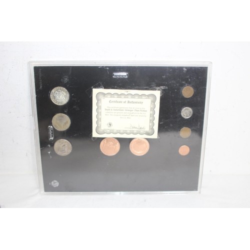 816 - SELECTION OF FRAMED US COINS INCLUDING 2 SILVER HALF DOLLARS
