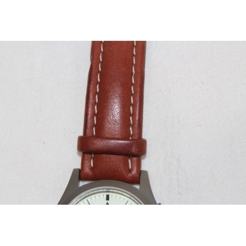 819 - ST MORITZ LAND ROVER SOLID TITANIUM WR 100M ALARM BROWN LEATHER WATCH