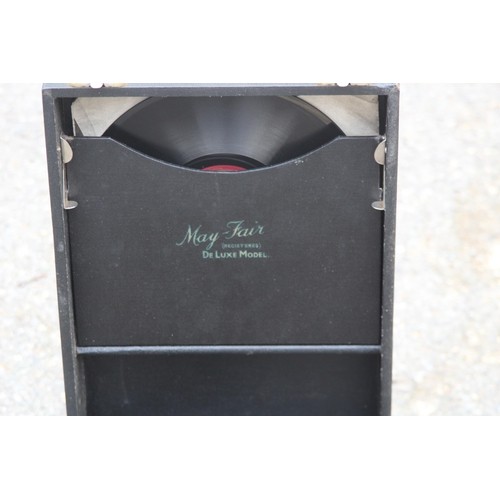 561 - VINTAGE MAYFAIR DELUXE MODEL GRAMMOPHONE