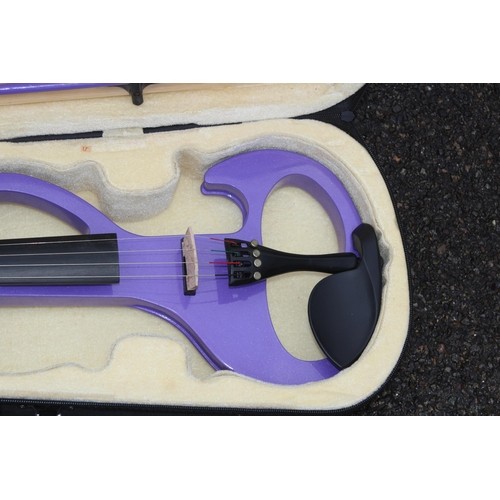 559 - CASED ELECTRIC VIOLIN