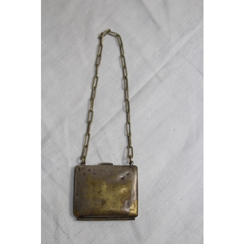732 - SMALL ANTIQUE PURSE