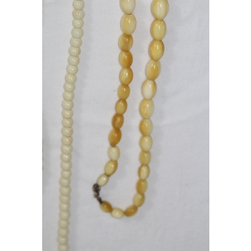 742 - QUANTITY OF GOOD VINTAGE AND MODERN COSTUME NECKLACES