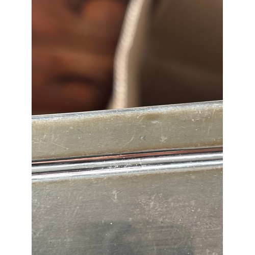 901 - SILVER CIGAR BOX AND CONTENTS - LONDON 1929 - WILLIAM COMYNS 
23 X 16 X 4CM