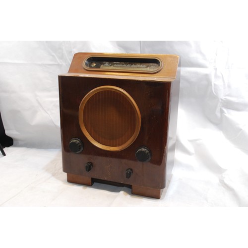 38 - Large Vintage Murphy Radio.