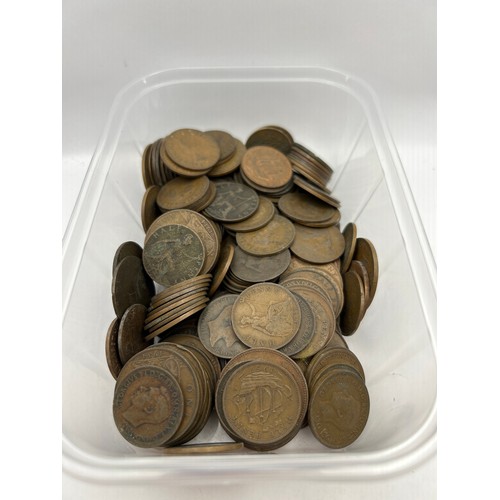 75 - Tub Of Various Half Penny's And Penny's.