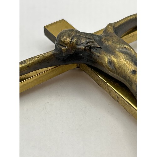 93 - Vintage French Brass Crucifix , 7