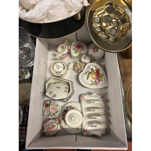 230 - Box of Various Collectible Ceramics