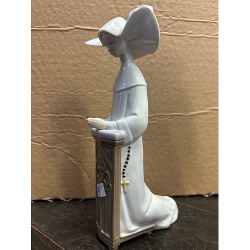 282 - Lladro Nun Figure , Standing @ 8