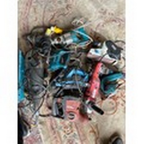 371 - Large Selection Of Tools / Power Tools Including Makita Black and Decker Hilti Etc