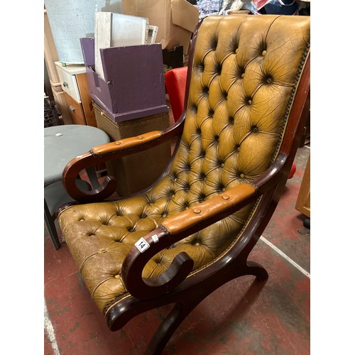 14 - Chesterfield Slipper Chair