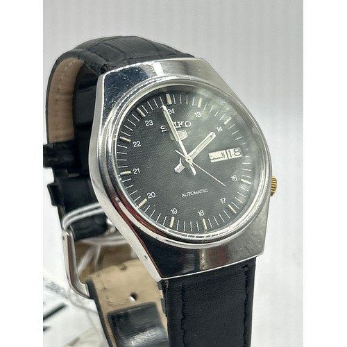 144 - Gents Vintage Seko 5 Automatic Watch Working Order.