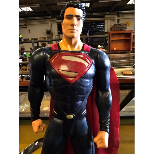 90 - Superman Figure Standing 30