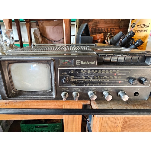 102 - National Tv/Radio/ Cassette Recorder.