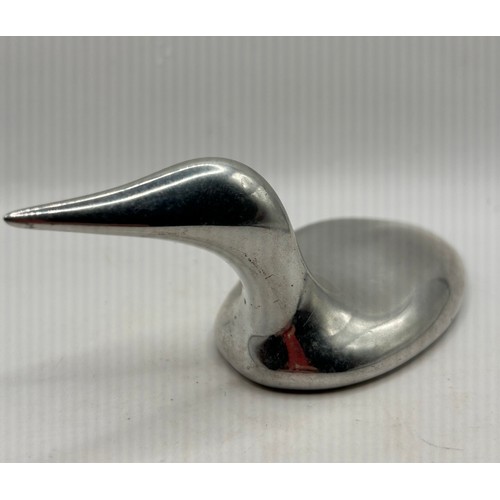 8 - Hoselton, Sculpture Of A Duck , Polished Aluminium.5