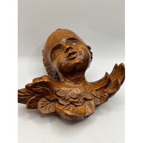 9 - Lovely Little Antique Carving Of A Cherub 5x4