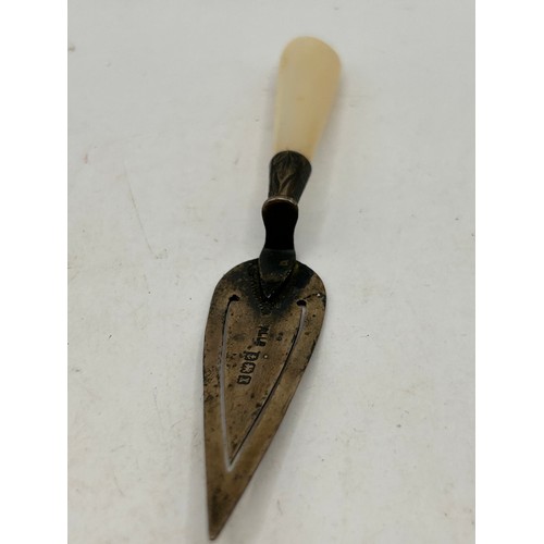 24 - Lovely Little Silver Trowel Bookmark.