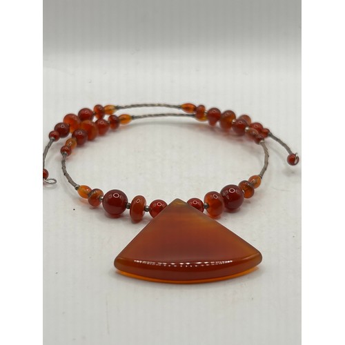 46 - Vintage Amber And Silver Choker Necklace.