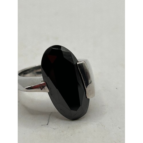 47 - Attractive Silver Ring With Black Stone.