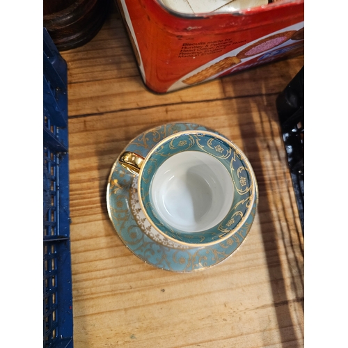 633 - Tray Of Six Limoges Cups And Saucers. (All Same Design As Pictured)