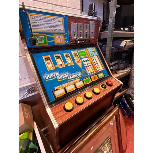 1099 - Vintage Bell Fruit Super Nudge Gambler , Full Working Order With Keys.