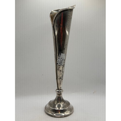 1108 - Silver Tulip Vase, London Hallmark 1918,Standing 7