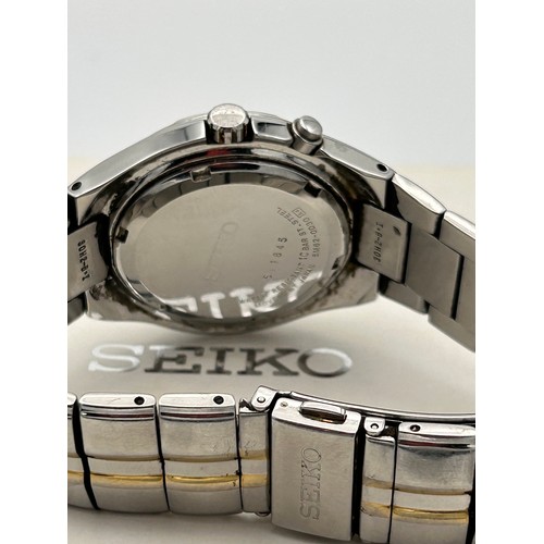 28 - Seiko Kinetic , Outer Box, Papers, Spare Links. Working When Checked.