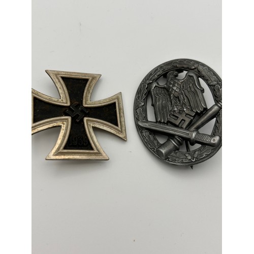 221 - Pair Of German Military Related Badges, 
Please Study The Pictures To Satisfy Authenticity.