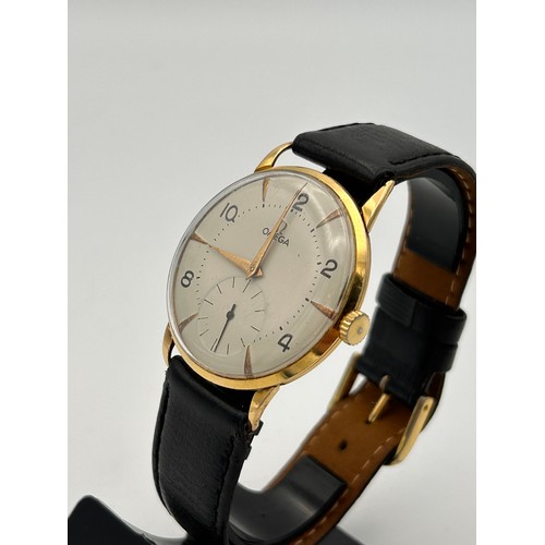 212 - Gents Vintage 18ct Omega Watch Manual Wind, Large Dial Model For American Market In 1950's.
Running ... 