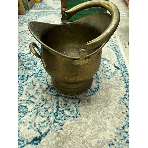 579 - Brass Coal Scuttle With Shovel.