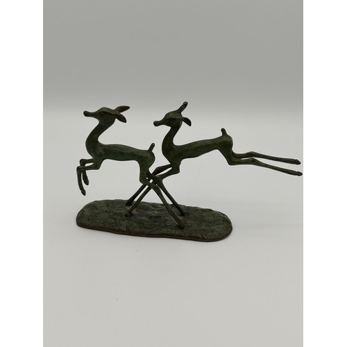 128 - Stunning Little Bronze Of Two Leaping Deer, 7