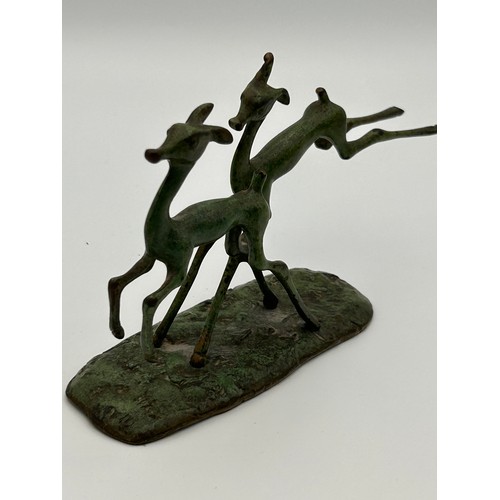 128 - Stunning Little Bronze Of Two Leaping Deer, 7