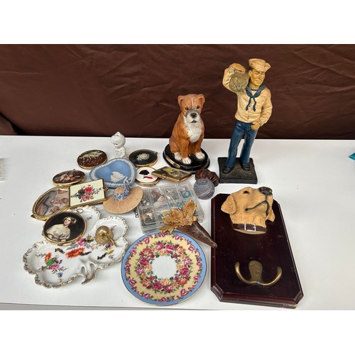 165 - Various Mixed Collectible Items