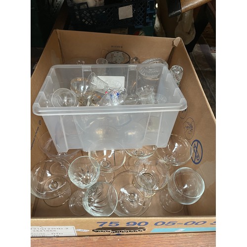 334 - Large Amount Of Glassware Items Mostly Glasses.