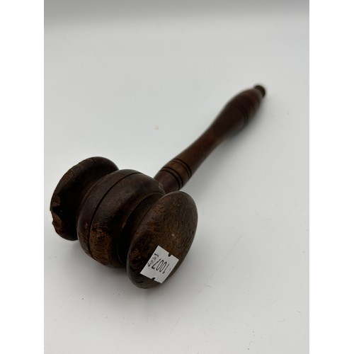 667 - Antique Gavel Approx 7