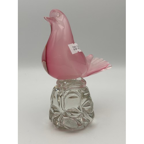 688 - Vetro Artistico Blown Glass Figure Of A Pigeon , Standing 6