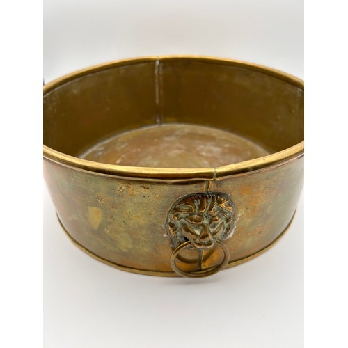 694 - Vintage Brass Plant Pot Holder 11.5