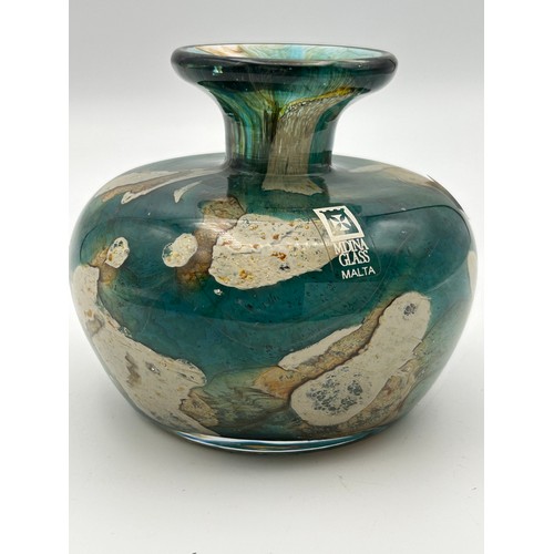 727 - Mdina Glass Small Bulbous Vase Approx 3.5