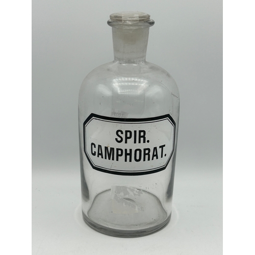 38 - Vintage Apothecary Jar Displaying Spir Camphorat Standing 8.5”