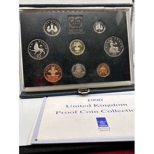 105 - Boxed Royal Mint United Kingdom Proof Coin Collection, With  Certificate , 1990.