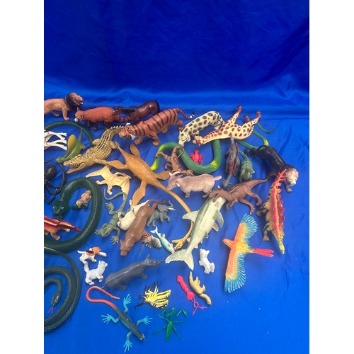 242 - Tray to Include Various Childrens Toy Rubber Animals and Dinosaurs