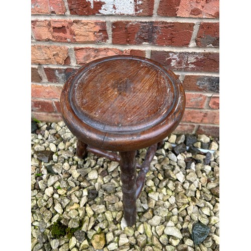 280 - Vintage Tripod Stool Standing 15”