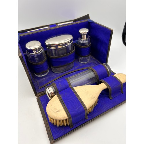 199 - Gentleman's Antique Travel Grooming Kit .