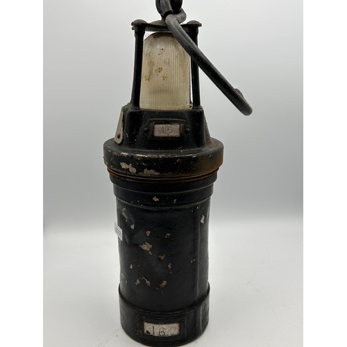 201 - Vintage Nife N920 Surveyors Mining Lamp.